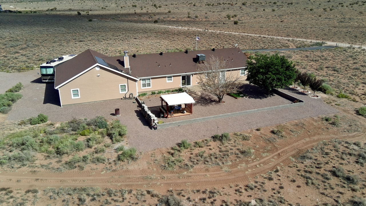 2025-08-30, 09, House from Drone