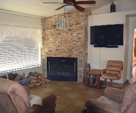 2022-09-20, 02, Fireplace, Living Room